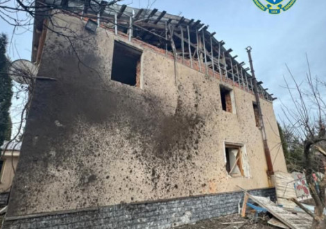 Окупанти атакували село на Охтирщині поранено літню жінку