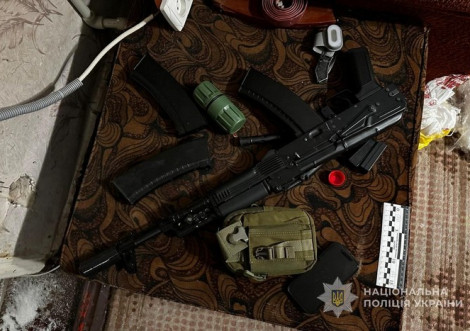 Поліція Охтирки звільнила заручницю від озброєного зловмисника