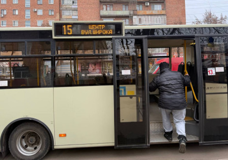 В Охтирці тимчасово зупинили рух автобуса №15