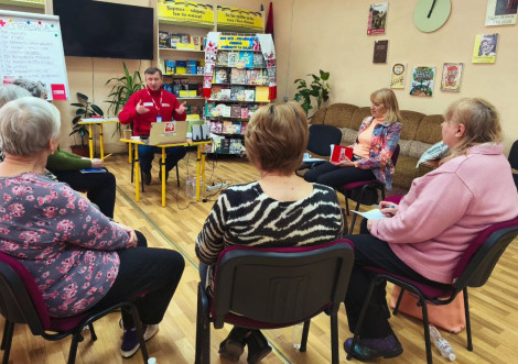 Тренінг Самодопомога плюс у бібліотеці Охтирки