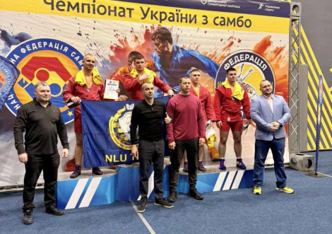 Бронза самбіста з Охтирки